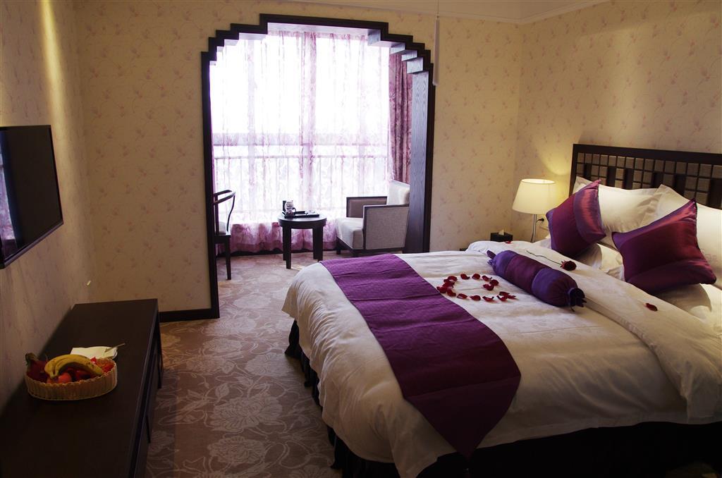 Royal Run Hotel Liaocseng Szoba fotó
